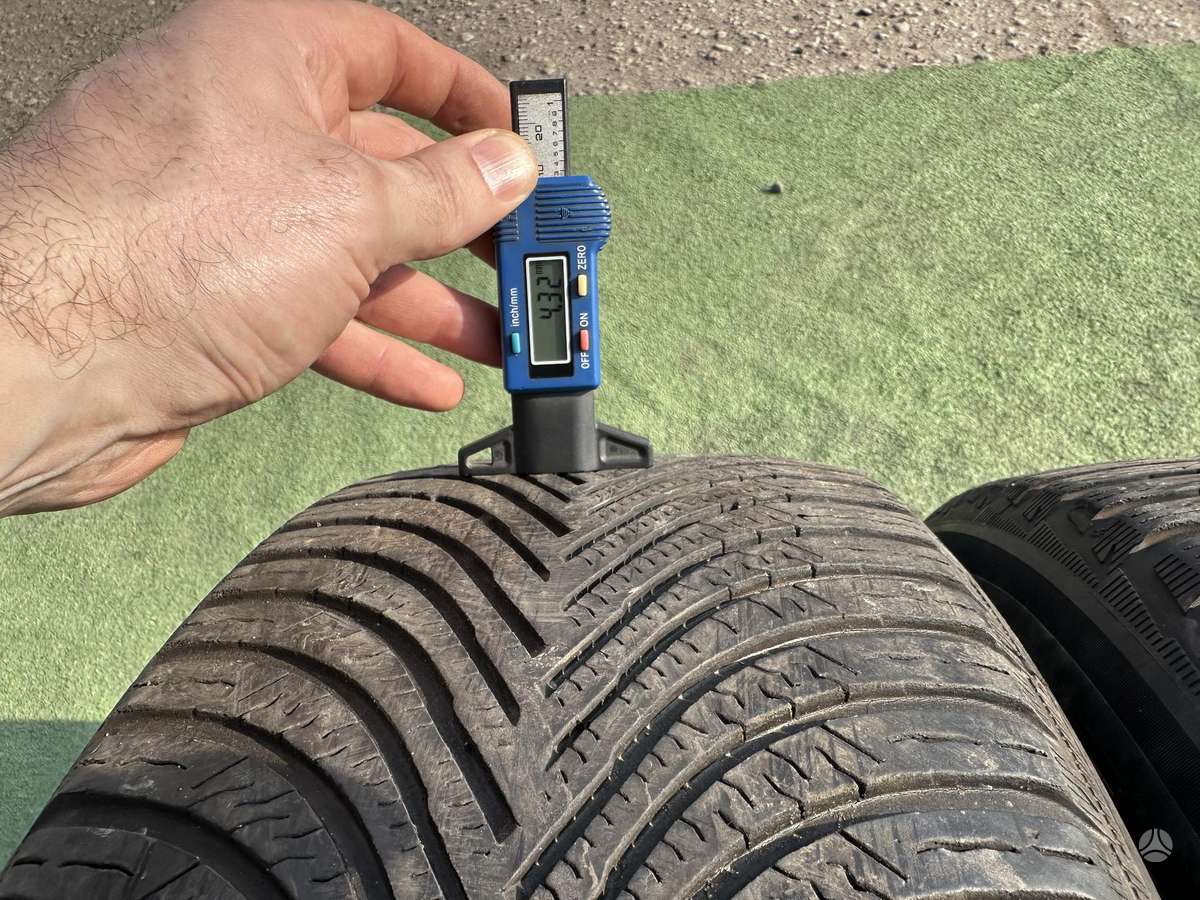 Michelin 4mm, universalios 215/60 R16