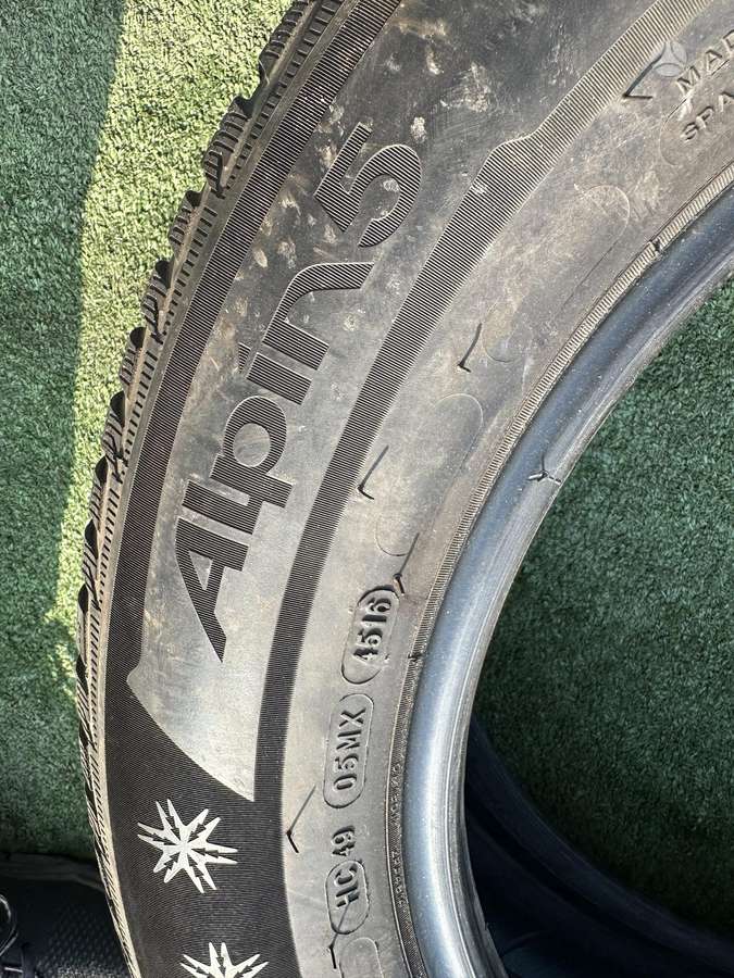 Michelin 4mm, всесезонные 215/60 R16