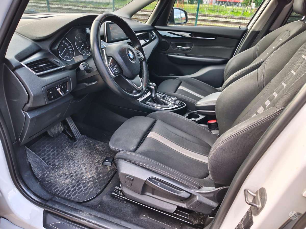 BMW 2 serija, 2.0 l., Минивэн
