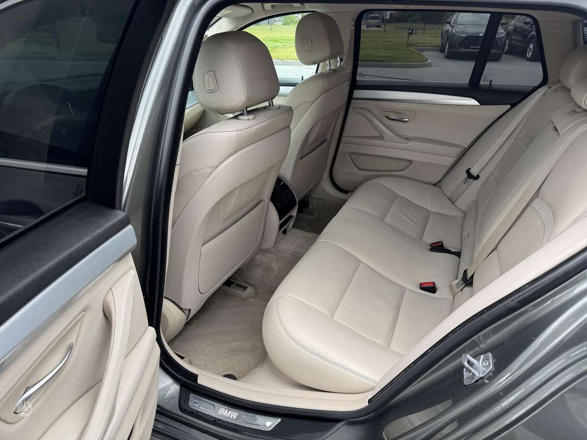 BMW 525, 2.0 l., Универсал