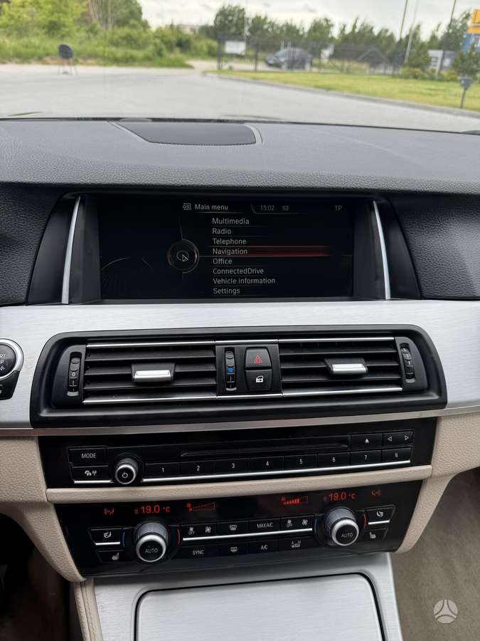 BMW 525, 2.0 l., Универсал
