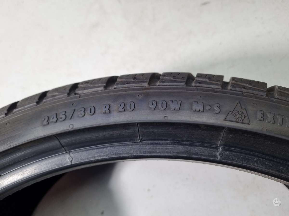 Continental 8mm, winter 245/30 R20