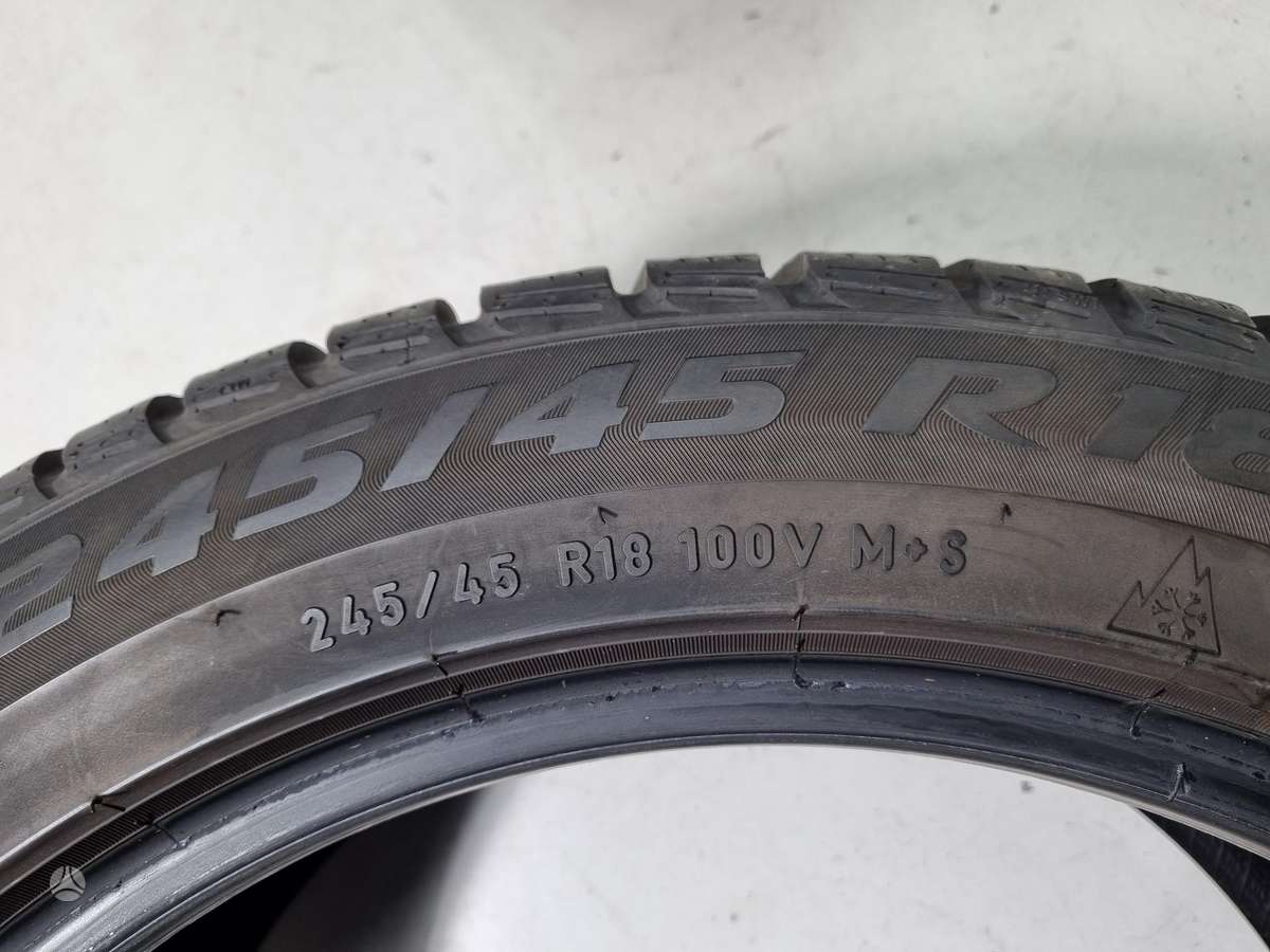 Pirelli 6-7mm, universalios 245/45 R18
