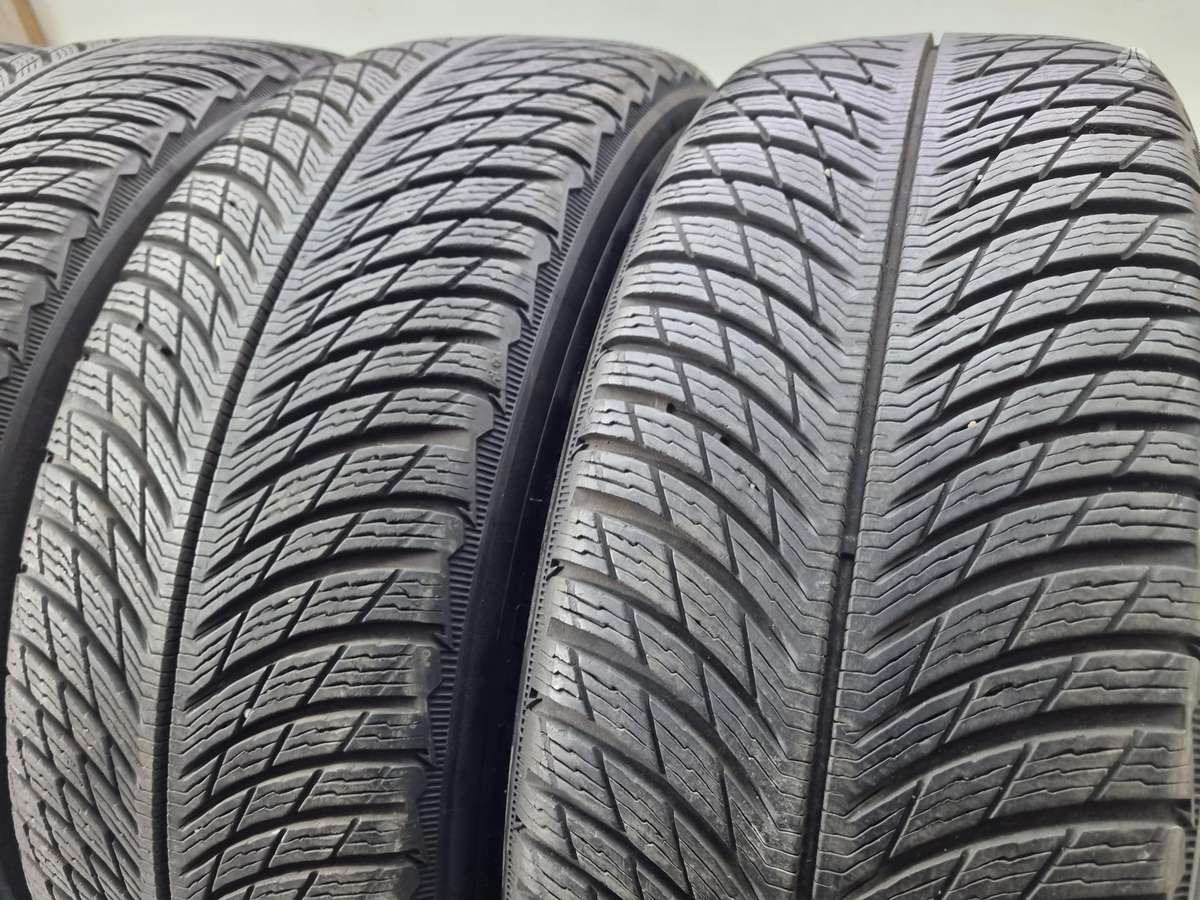 Michelin 8mm, winter 225/60 R18