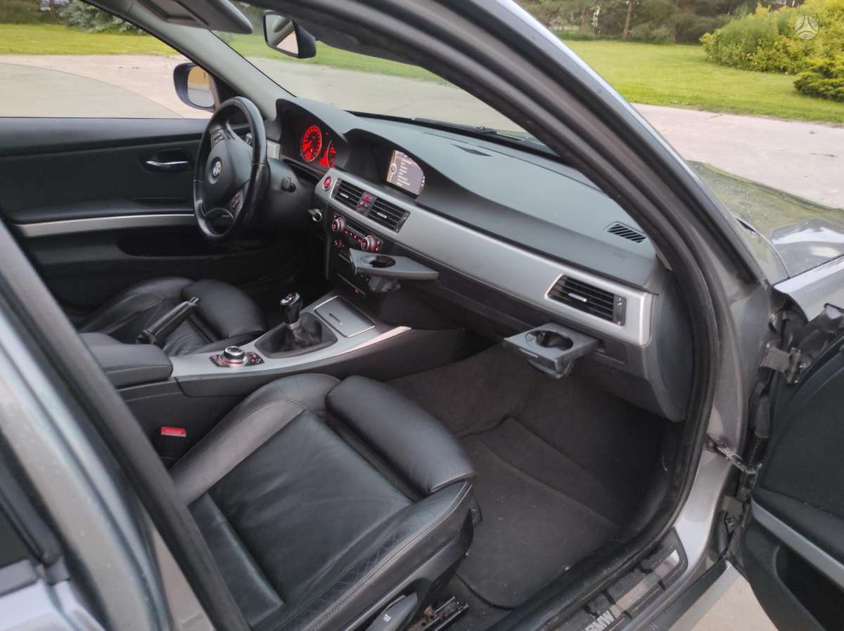 BMW 318, 2.0 l., Универсал