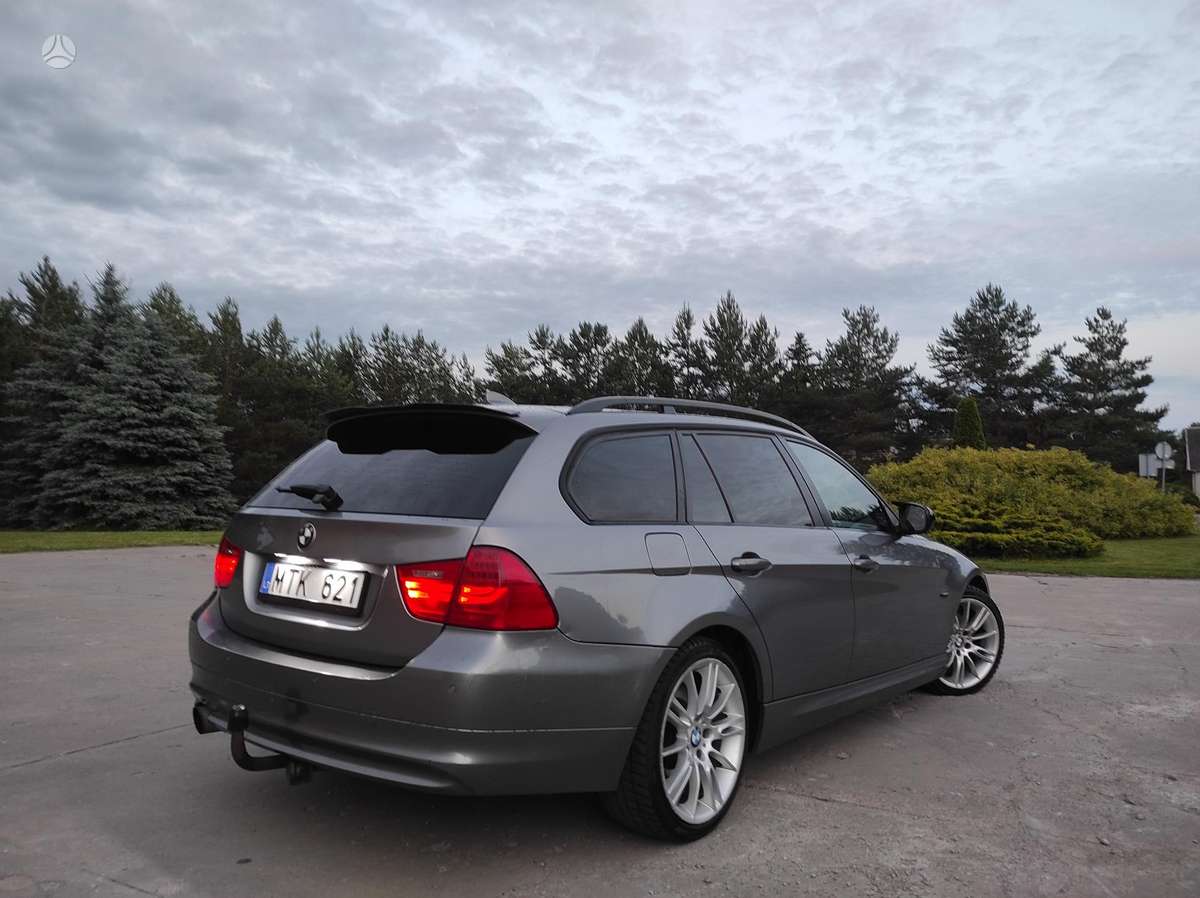 BMW 318, 2.0 l., Универсал