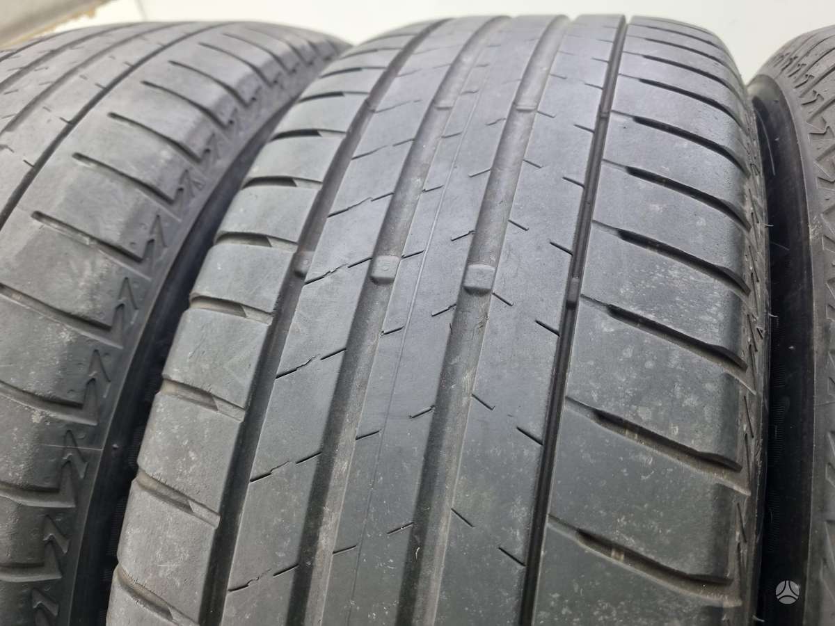 Bridgestone 3-4mm, летние 225/60 R17