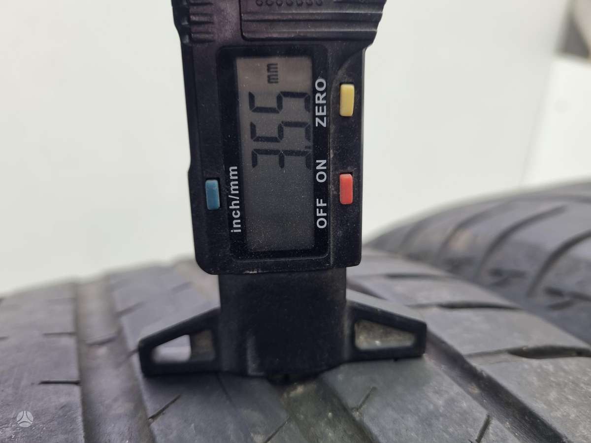 Bridgestone 3-4mm, vasarinės 225/60 R17