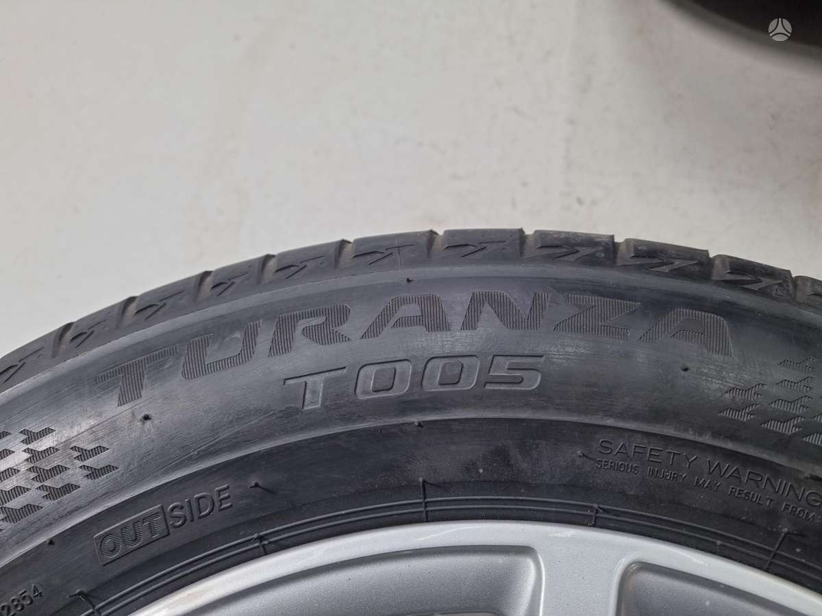 Bridgestone 3-4mm, vasarinės 225/60 R17