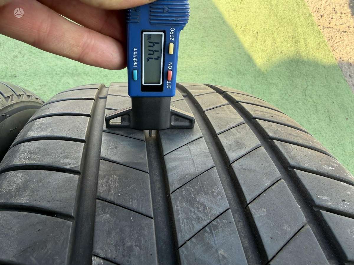 Bridgestone 7mm, 2020m., летние 275/40 R21