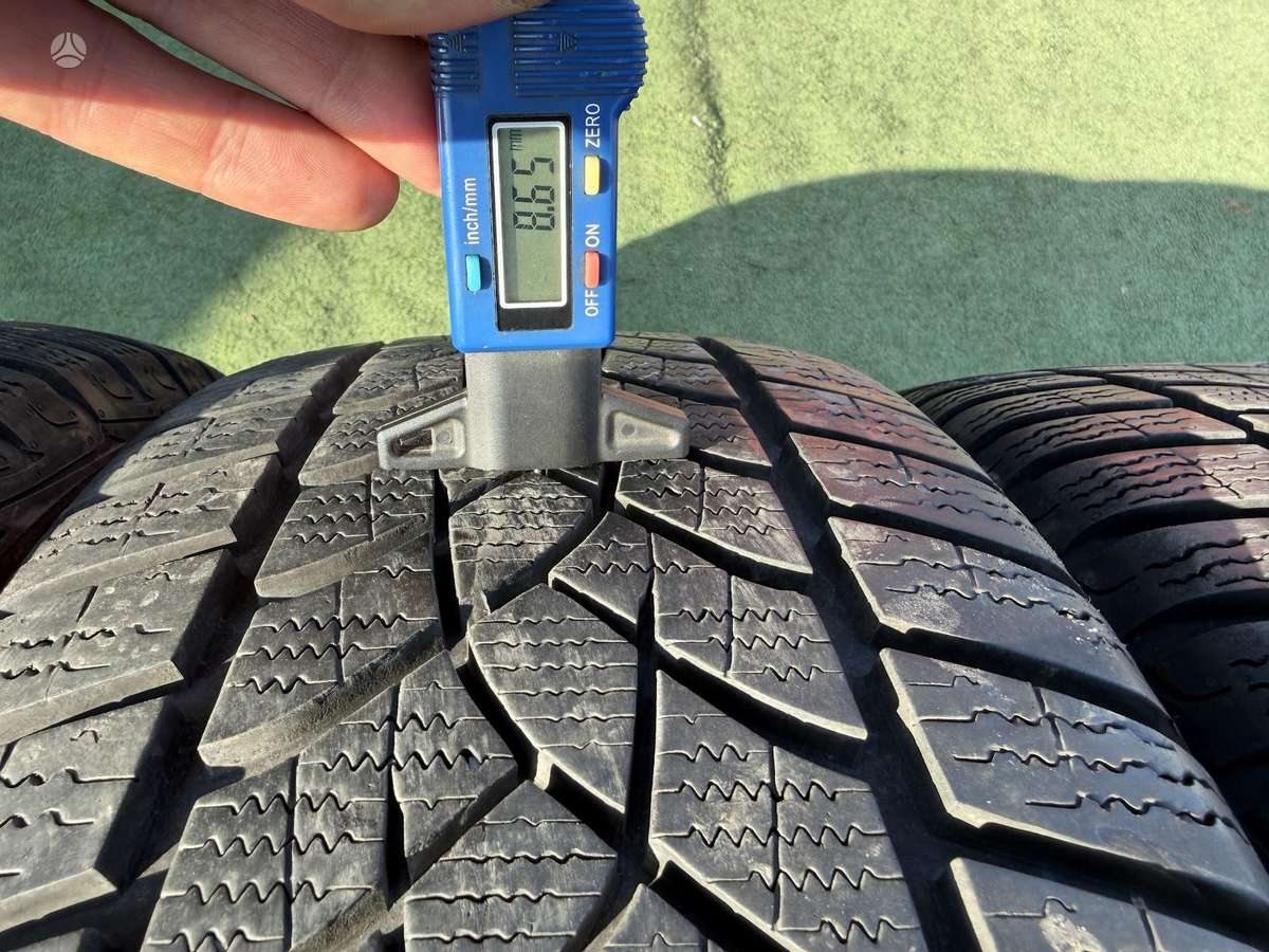 Goodyear 5/8mm,, universalios 235/50 R19