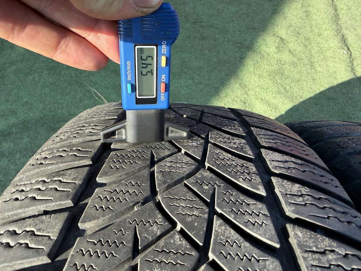 Goodyear 5/8mm,, universalios 235/50 R19