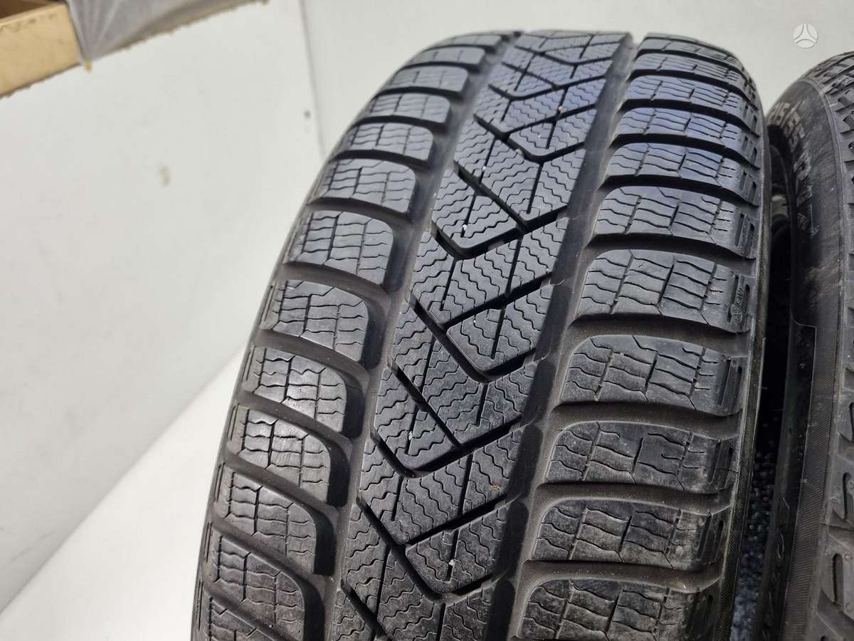 Pirelli 7mm, universalios 215/55 R17