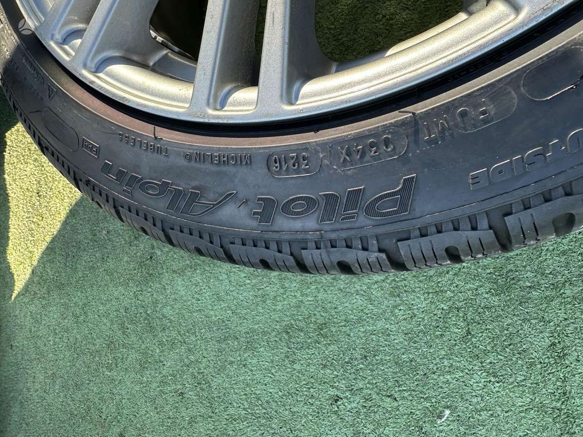Michelin 5mm, universalios 225/45 R18