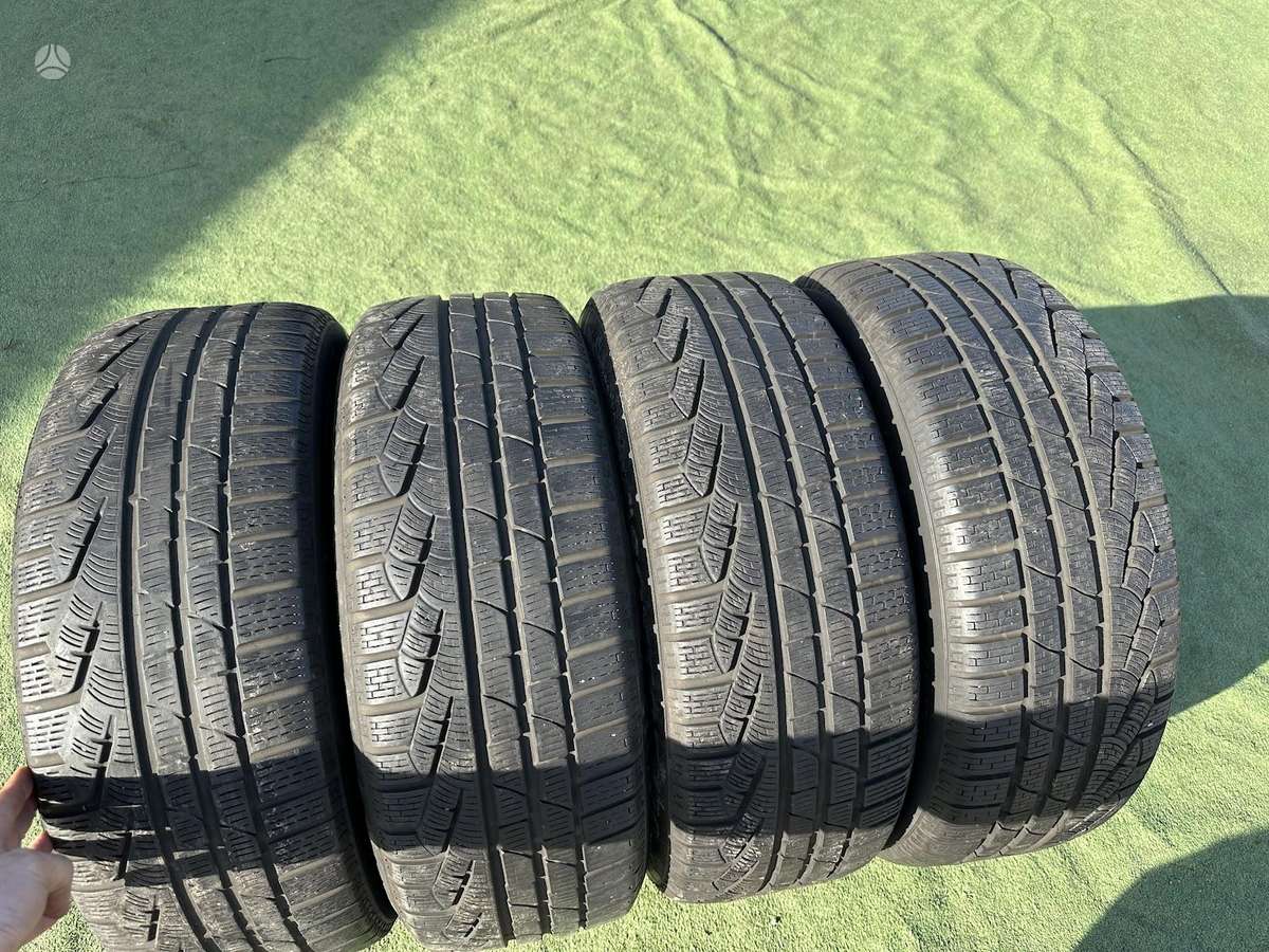Pirelli 5/6mm, universalios 225/55 R17