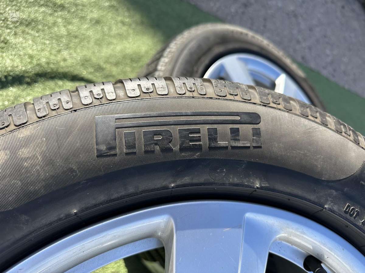 Pirelli 5/6mm, universalios 225/55 R17