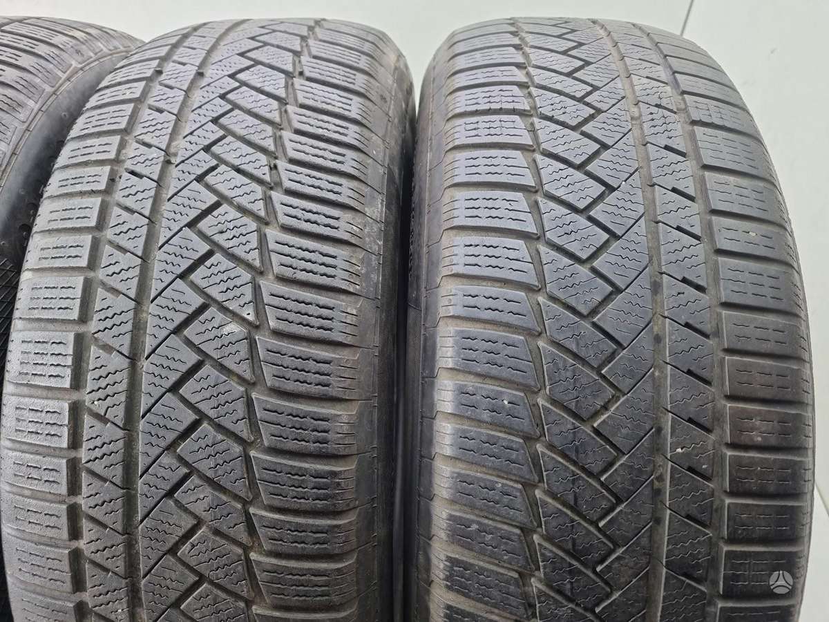 Continental 5-6mm, всесезонные 235/60 R18