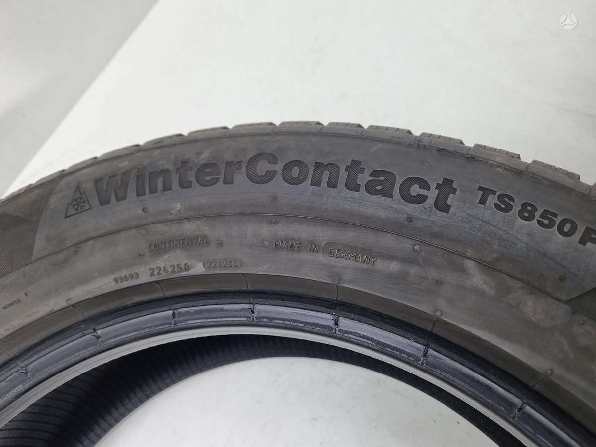 Continental 5-6mm, всесезонные 235/60 R18