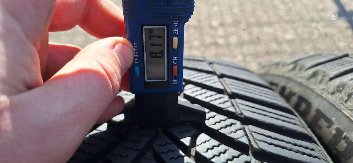 Semperit 7/8mm, 2021m., всесезонные 235/50 R19