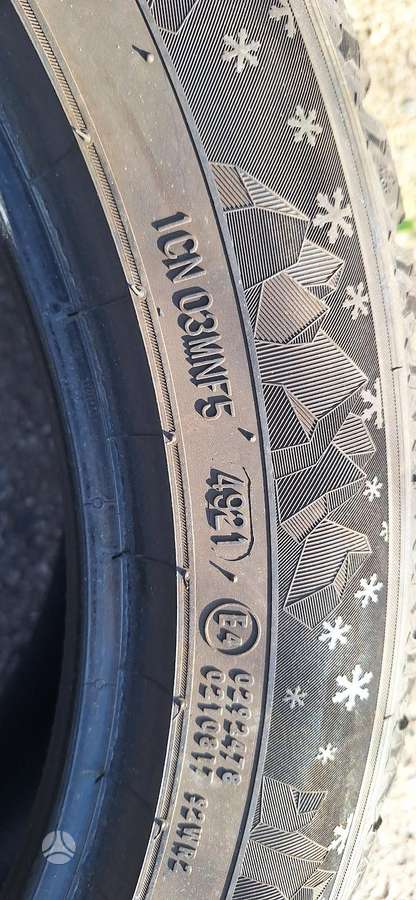 Semperit 7/8mm, 2021m., всесезонные 235/50 R19