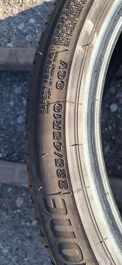 Bridgestone 5mm, 2020m., universalios 225/45 R19