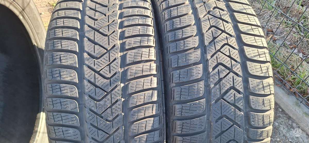 Pirelli 5mm,, universalios 235/35 R19