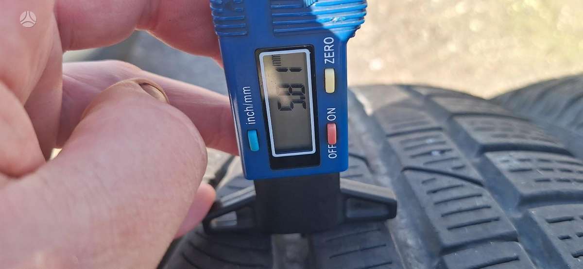 Pirelli 5mm, 2020m, всесезонные 235/50 R19