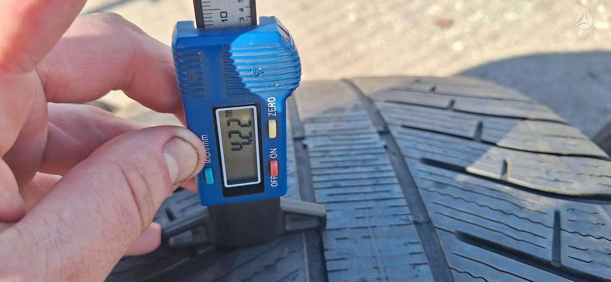 Michelin 4mm, 2022m, universalios 295/40 R20