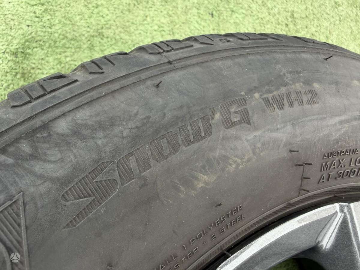 Nexen 6/7mm, всесезонные 175/65 R14
