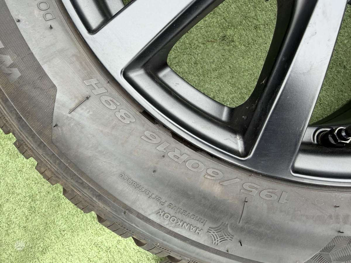 Hankook 8mm, всесезонные 195/60 R16