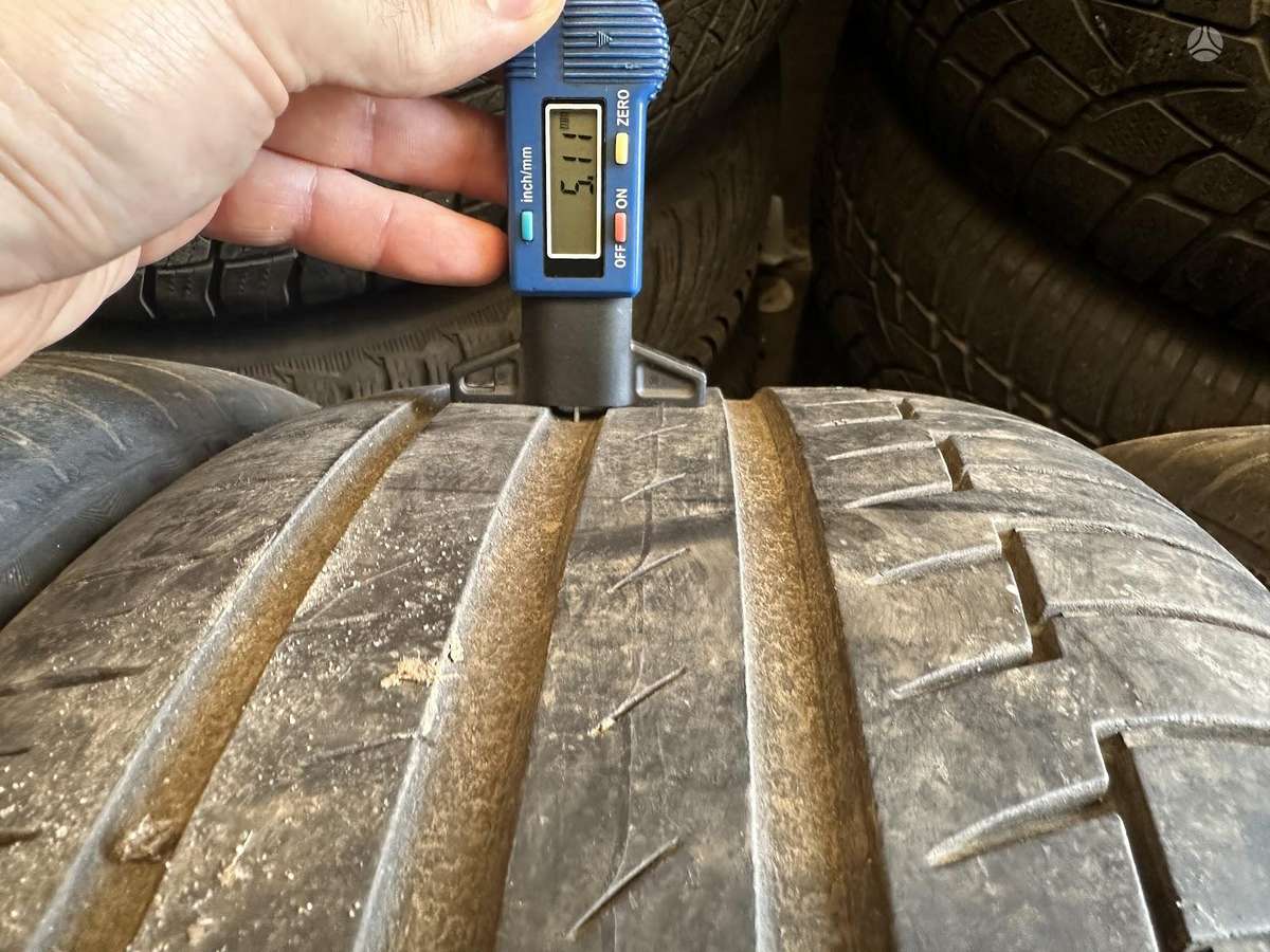Continental 5mm, летние 235/40 R19