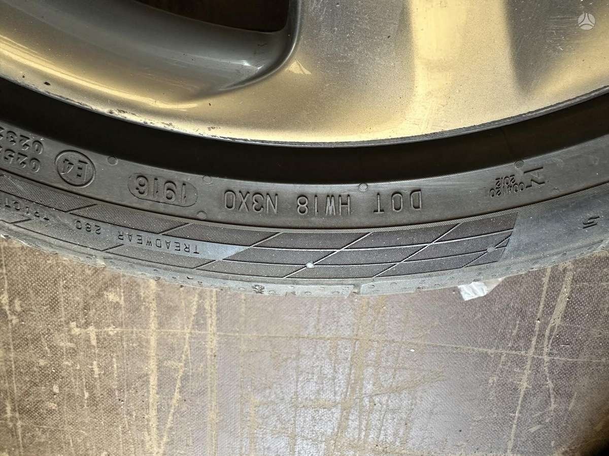 Continental 5mm, летние 235/40 R19