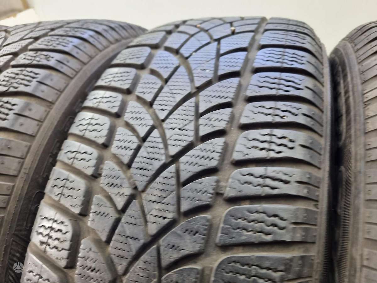 Dunlop 7mm, всесезонные 235/55 R18