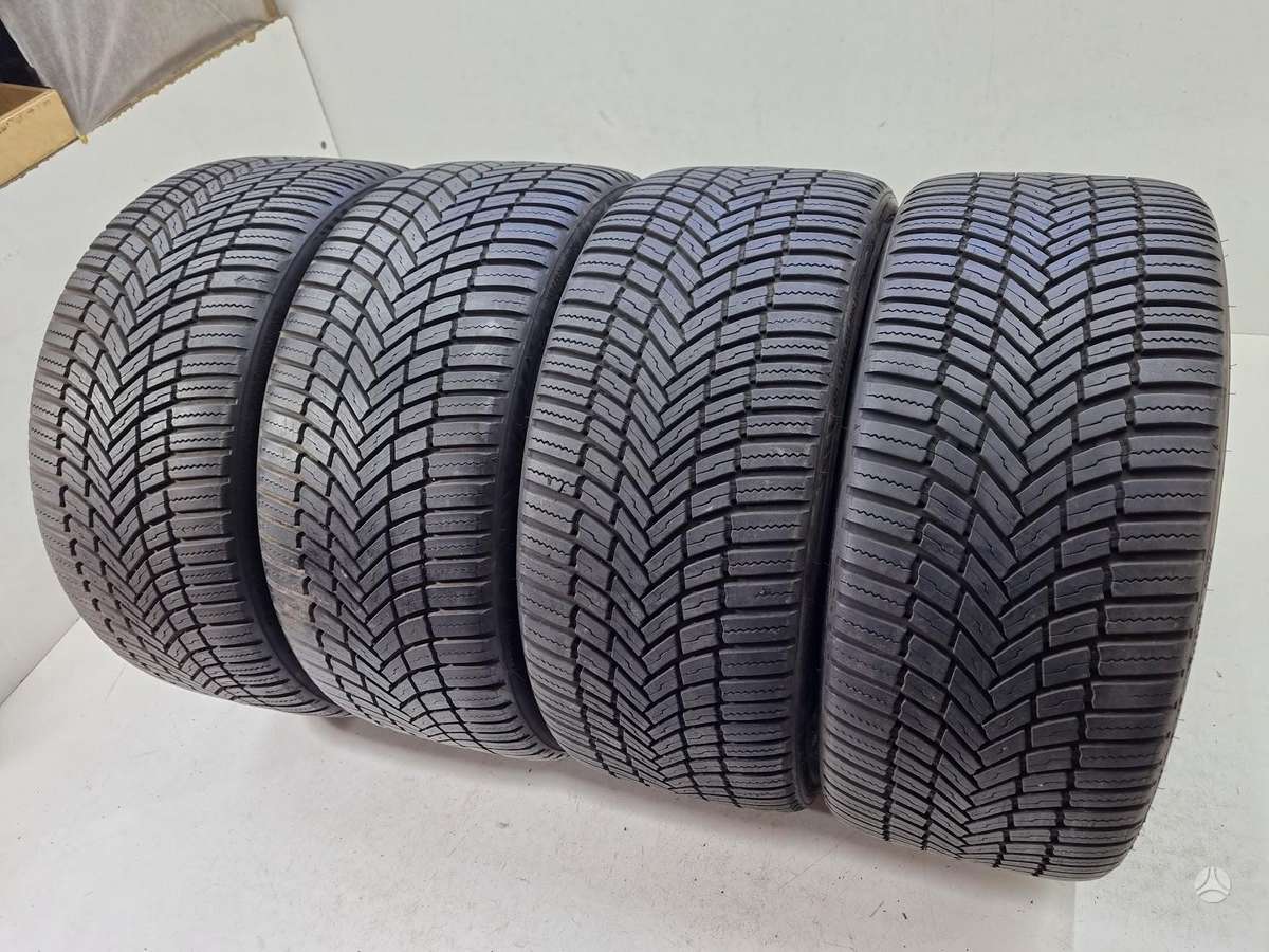 Bridgestone 6-7mm, universalios 235/35 R19