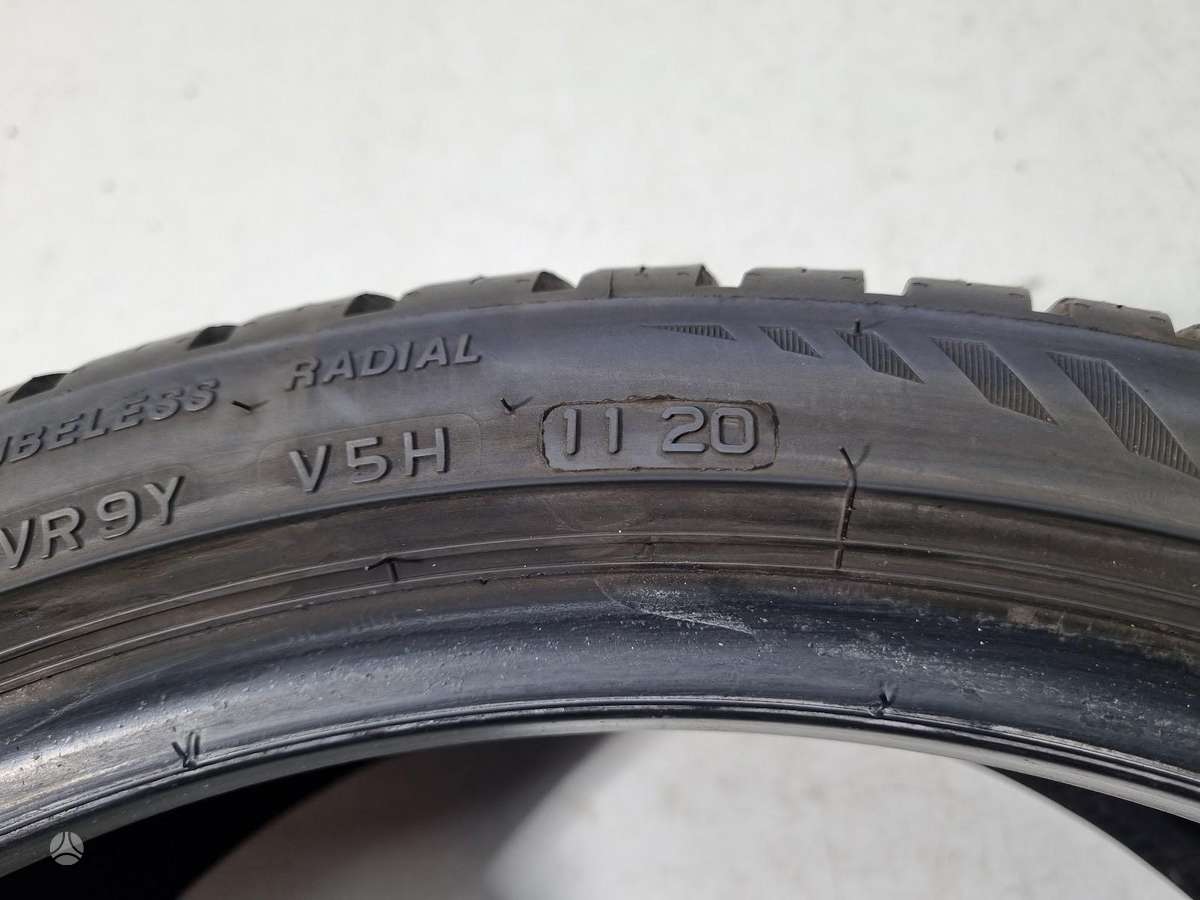 Bridgestone 6-7mm, всесезонные 235/35 R19