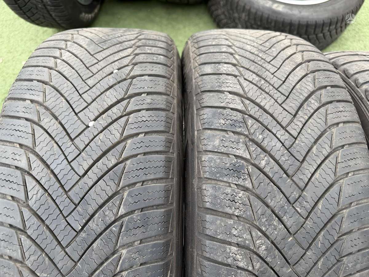 Pirelli 5/7mm,, всесезонные 205/55 R16