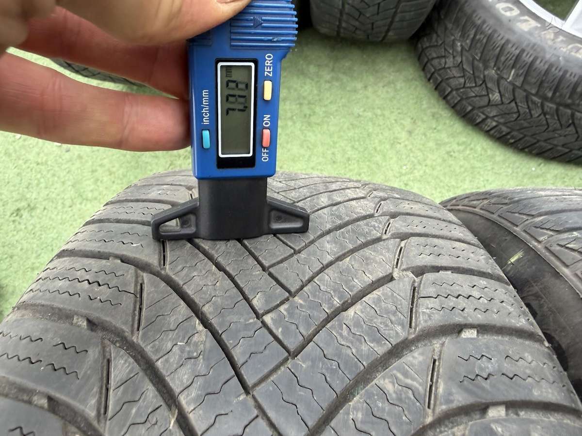 Pirelli 5/7mm,, всесезонные 205/55 R16