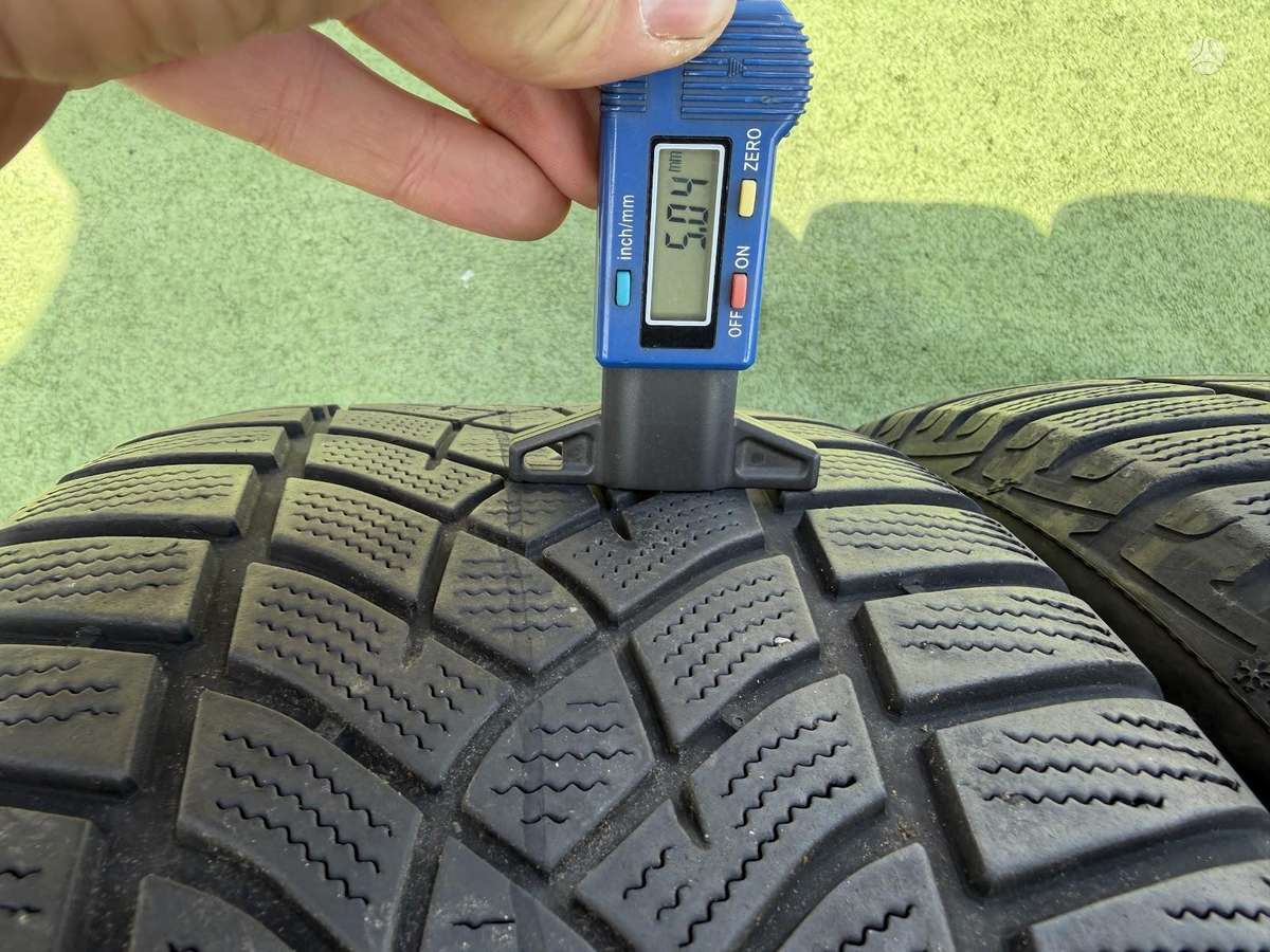 Goodyear 4/5mm, universalios 225/50 R17