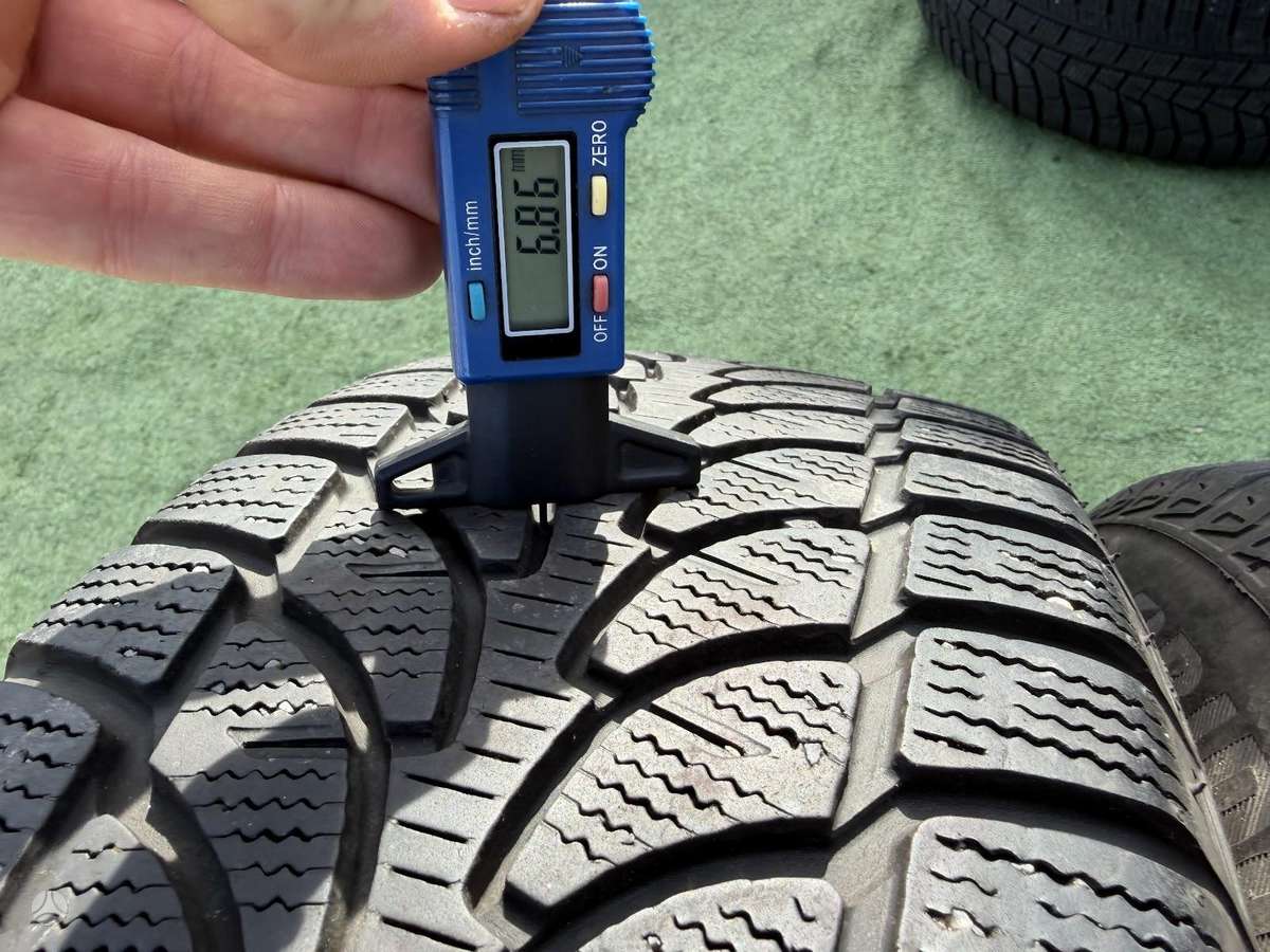 Bridgestone 5/6mm,, всесезонные 225/65 R17