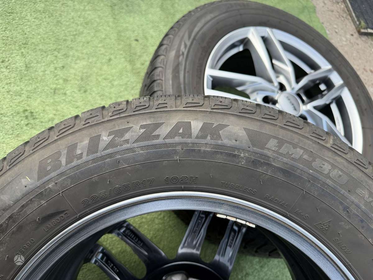 Bridgestone 5/6mm,, universalios 225/65 R17