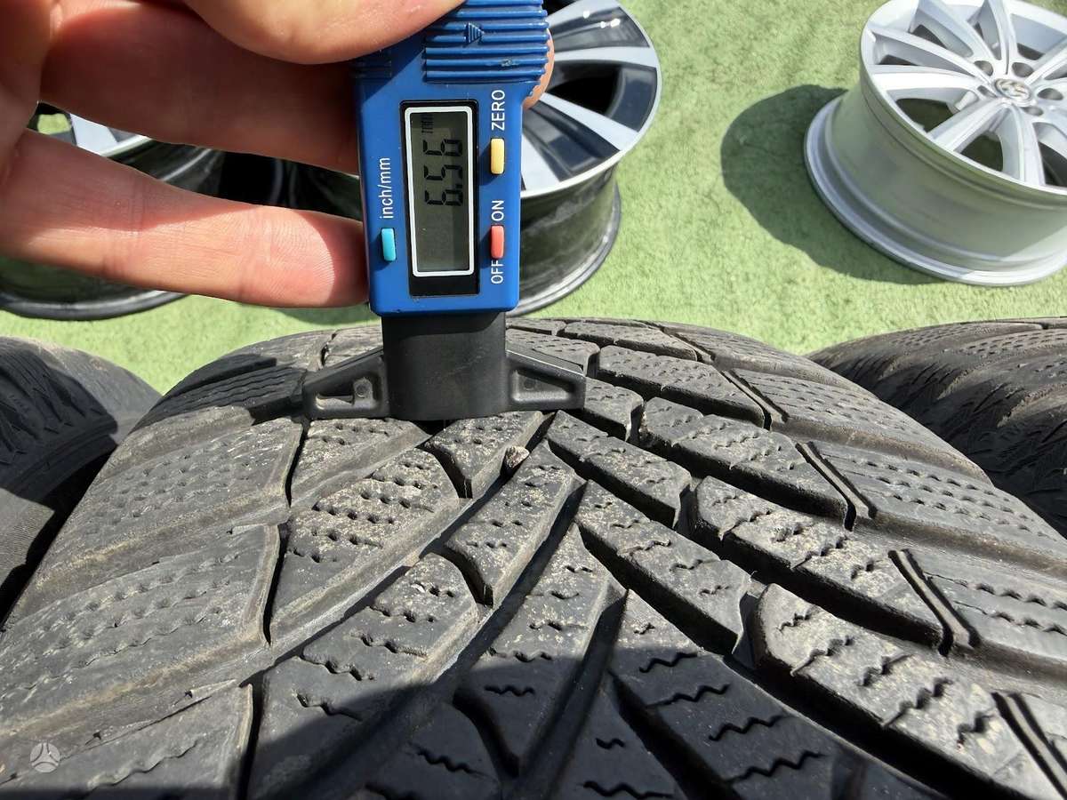 Semperit 6/8mm, 2023m., всесезонные 235/65 R17