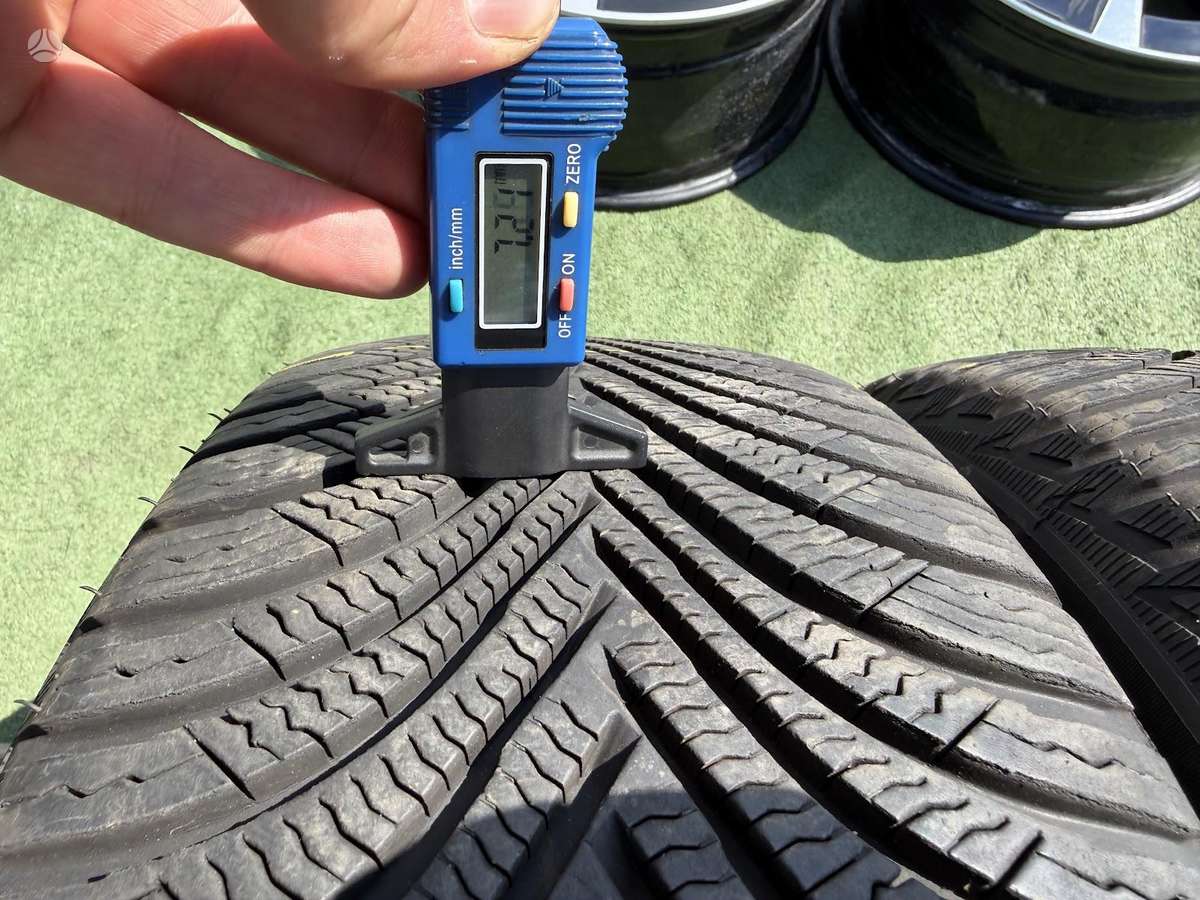 Michelin 7mm,, всесезонные 215/55 R17