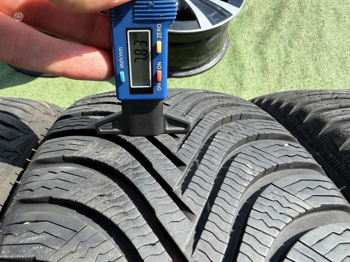Michelin 7mm,, всесезонные 215/55 R17