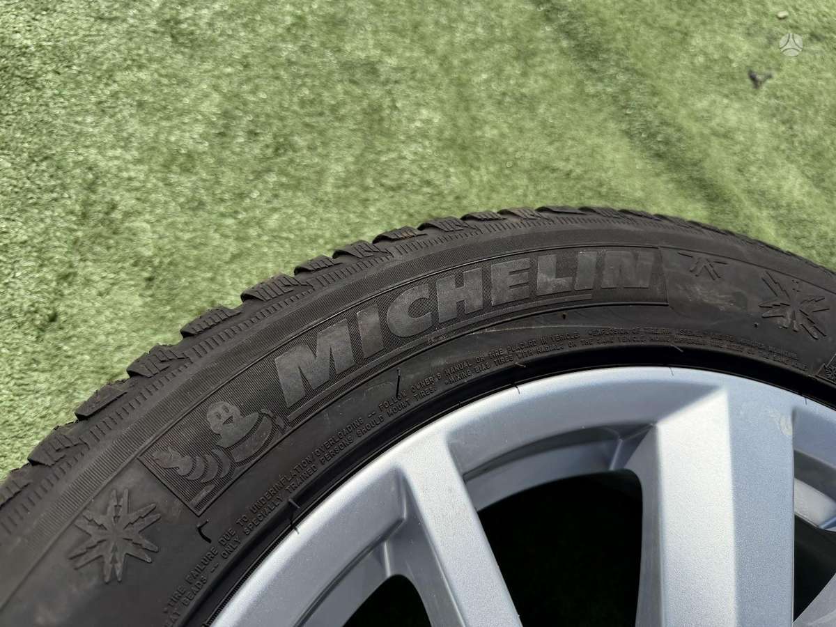 Michelin 7mm,, universalios 215/55 R17