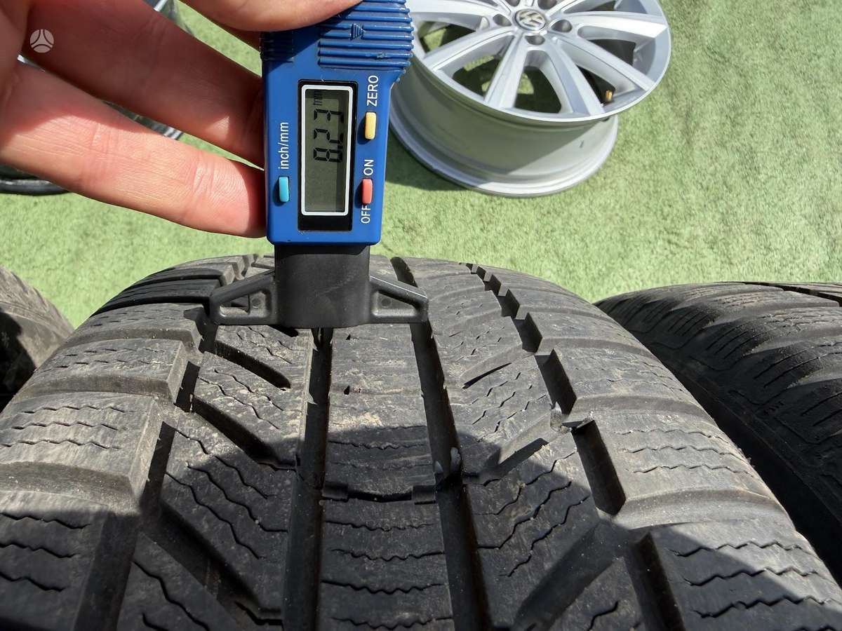 Continental 8mm, 2023m., universalios 225/60 R18