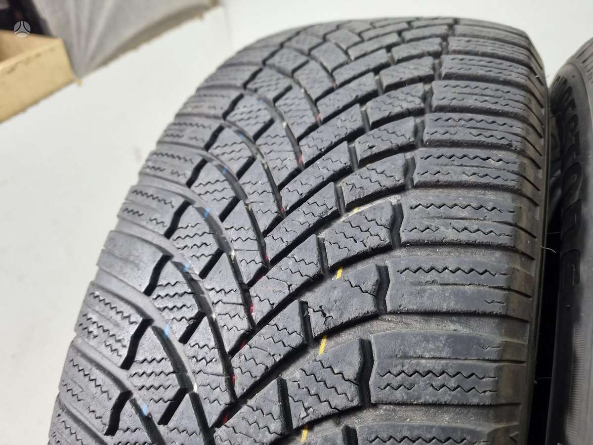 Bridgestone 2022m, всесезонные 225/55 R18