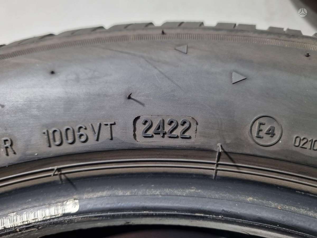 Bridgestone 2022m, всесезонные 225/55 R18