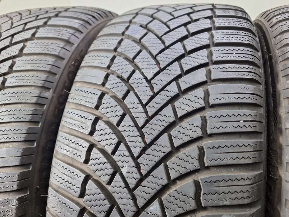 Bridgestone 2021m, universalios 235/45 R18