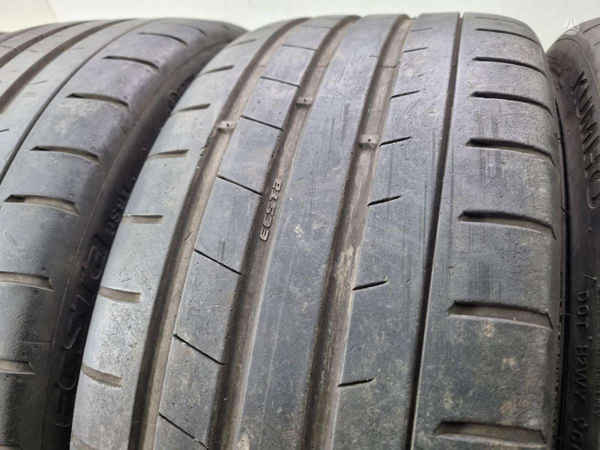 Kumho 2023m, summer 225/35 R19