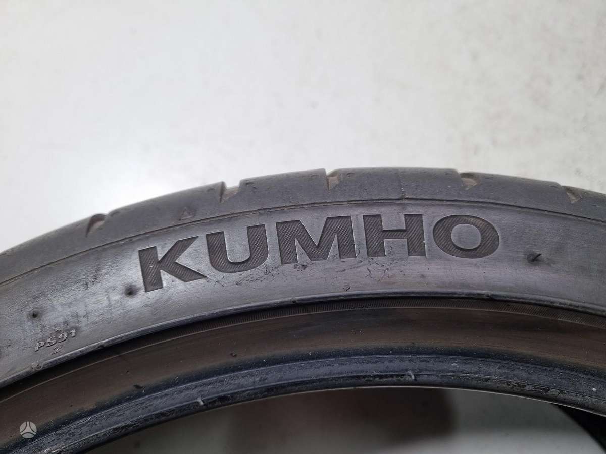 Kumho 2023m, summer 225/35 R19